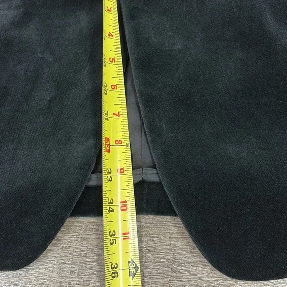 Express Men’s Black Velvet Blazer / Suit Jacket 44L